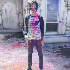 Meet your Posher, Macray